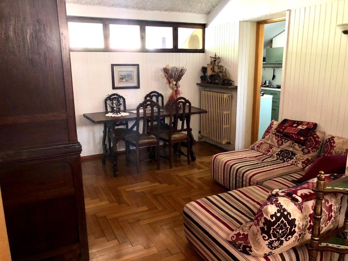 Magreglio Appartamenti La Menaresta Quiet & Relax Near Bellagio מראה חיצוני תמונה